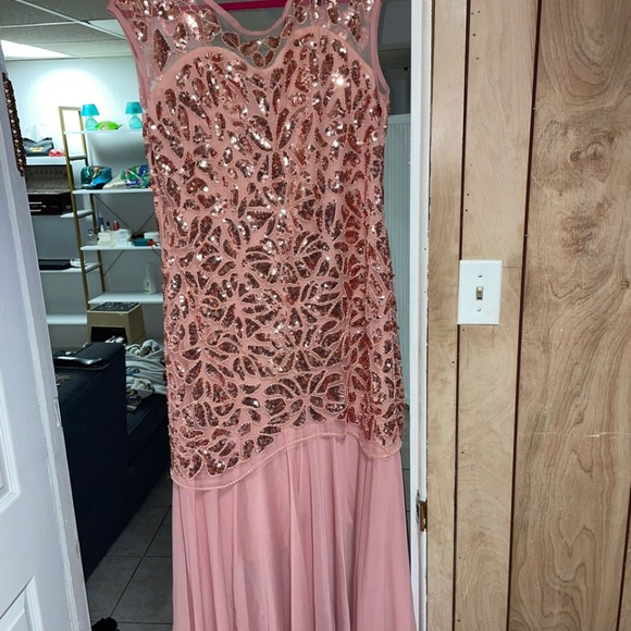 plus size evening dress - Picture 2 of 4